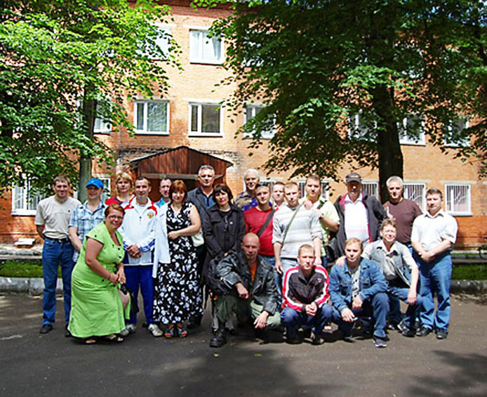 Бывшие воспитанники Берсеневского детского дома на встрече выпускников.